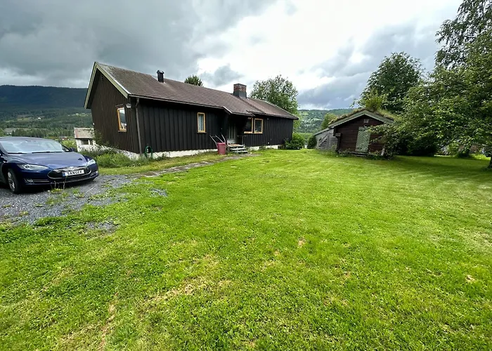 Lägenhet Trivelig Med Gratis Parkering Pa Stedet