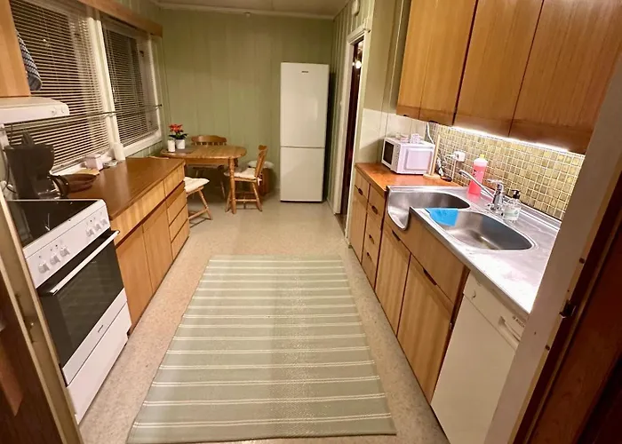 Appartement Trivelig Med Gratis Parkering Pa Stedet